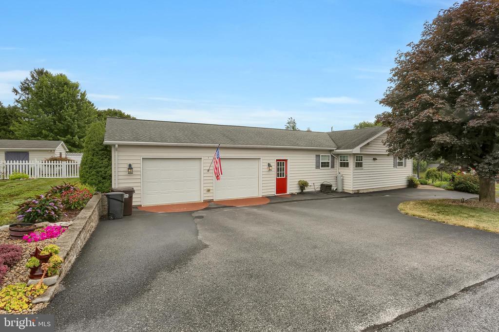 701 LENTZ AVENUE