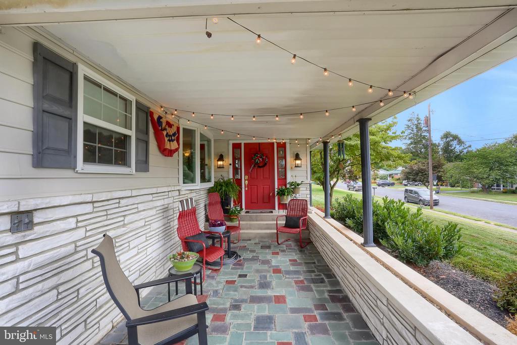 701 LENTZ AVENUE
