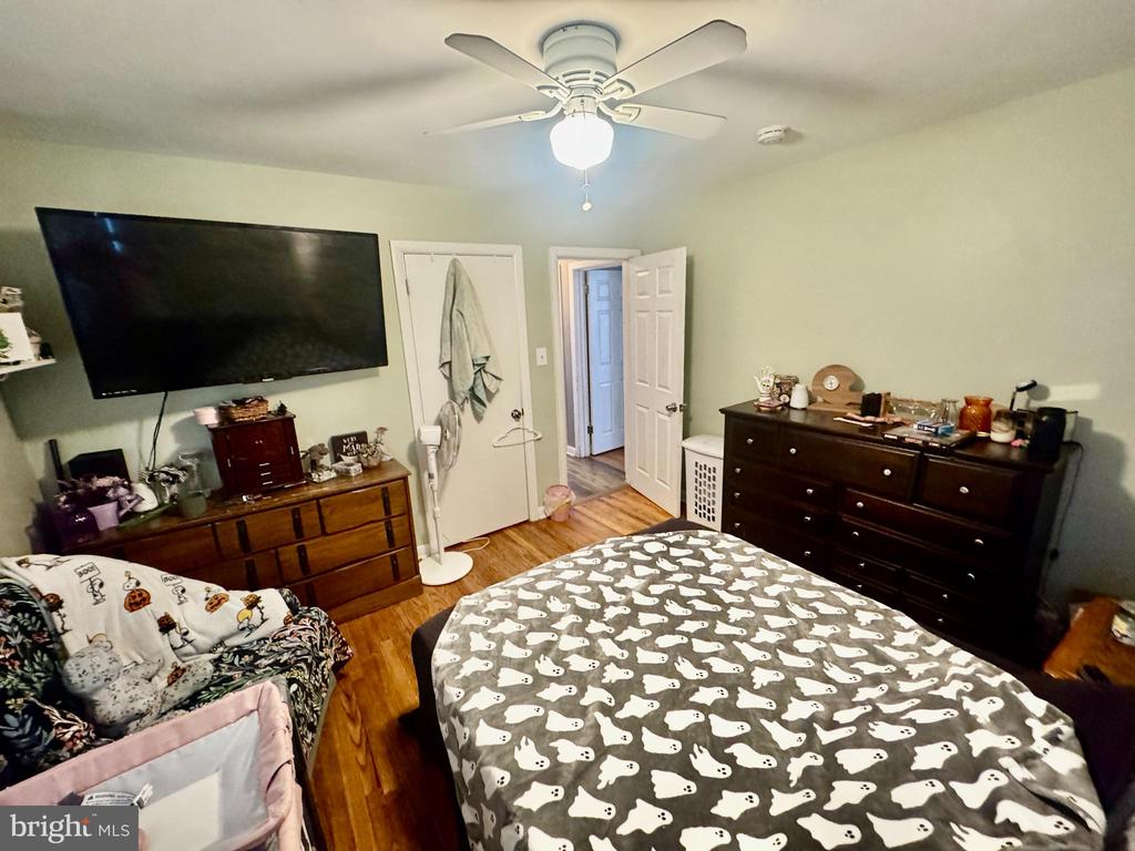 144 POPLAR STREET