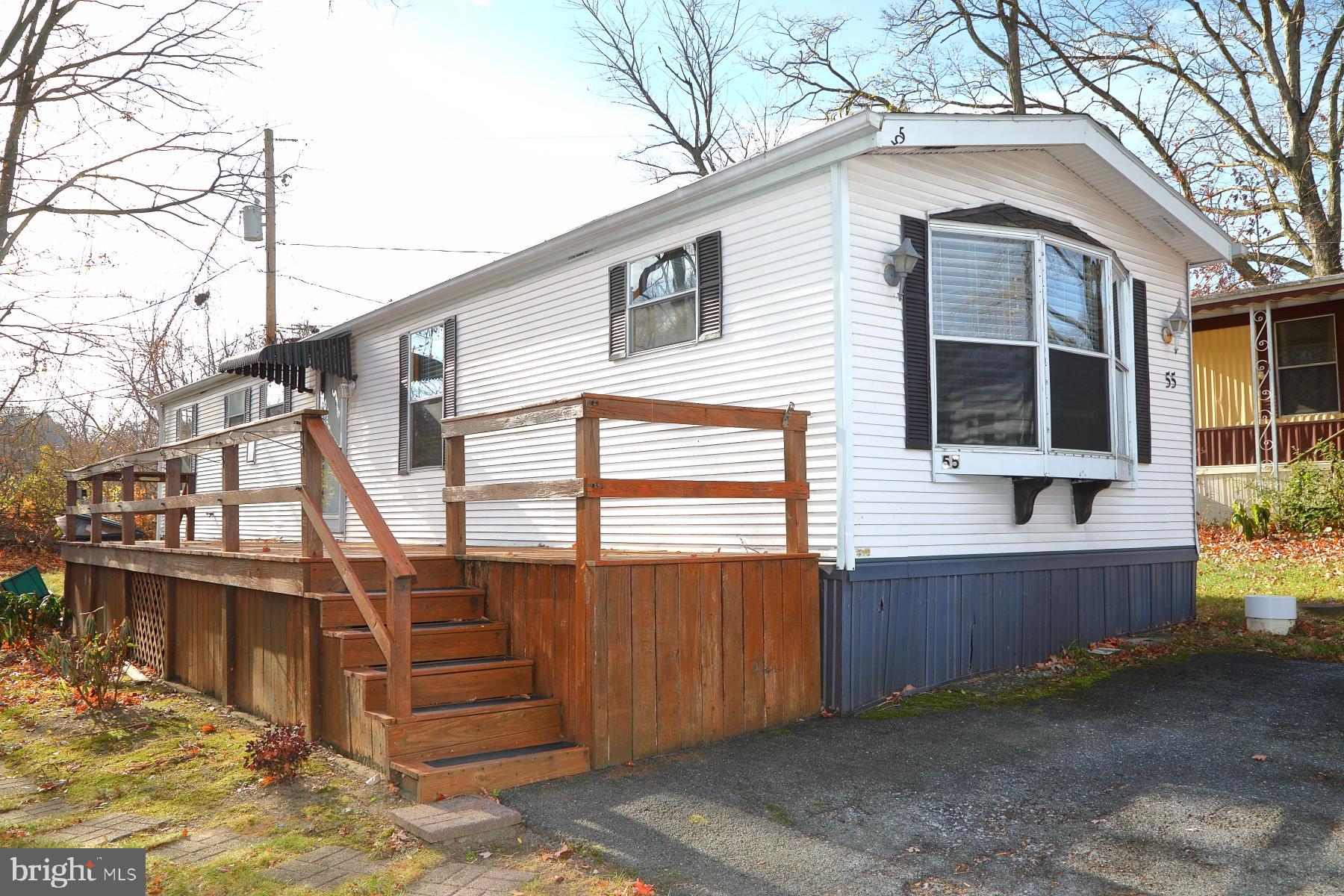 55 Conrad Ln