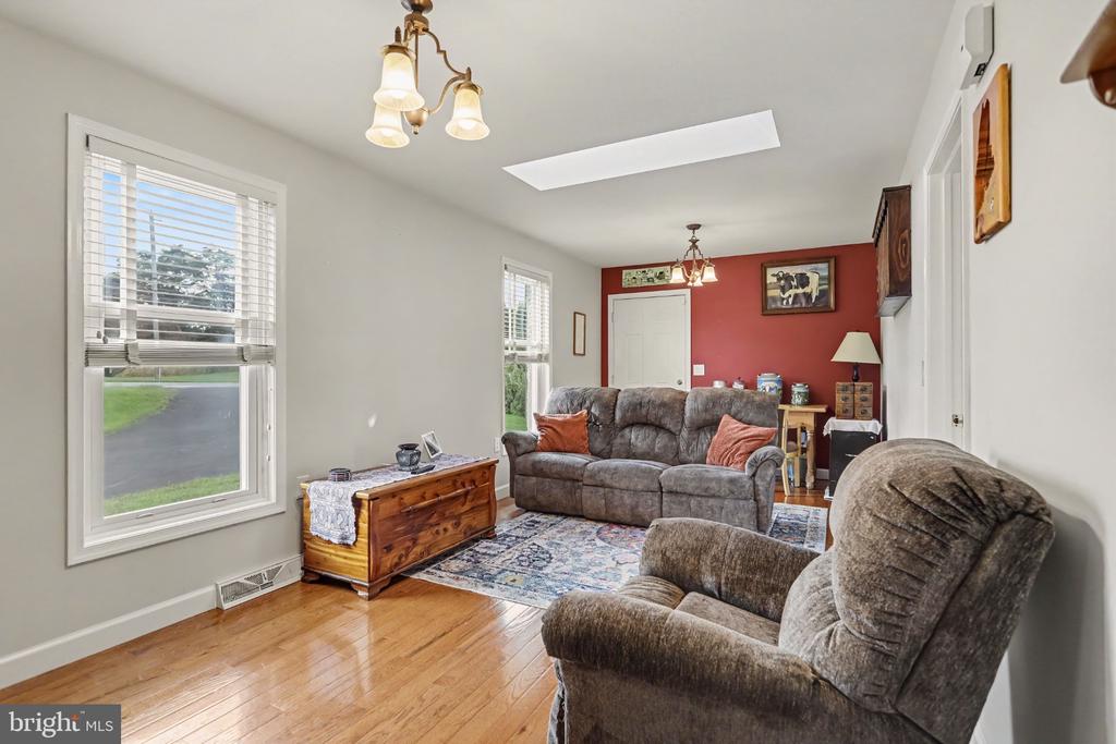 1409 RIDGE ROAD
