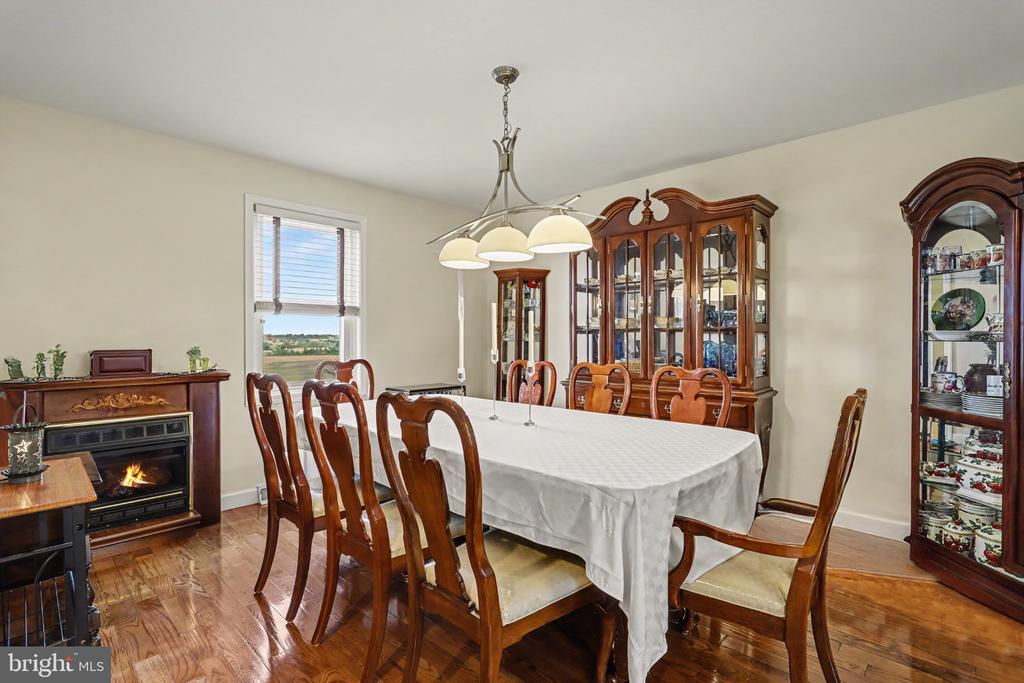1409 RIDGE ROAD