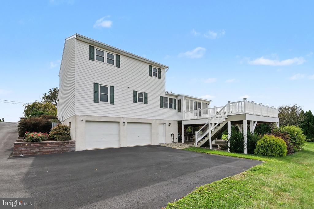 1409 RIDGE ROAD
