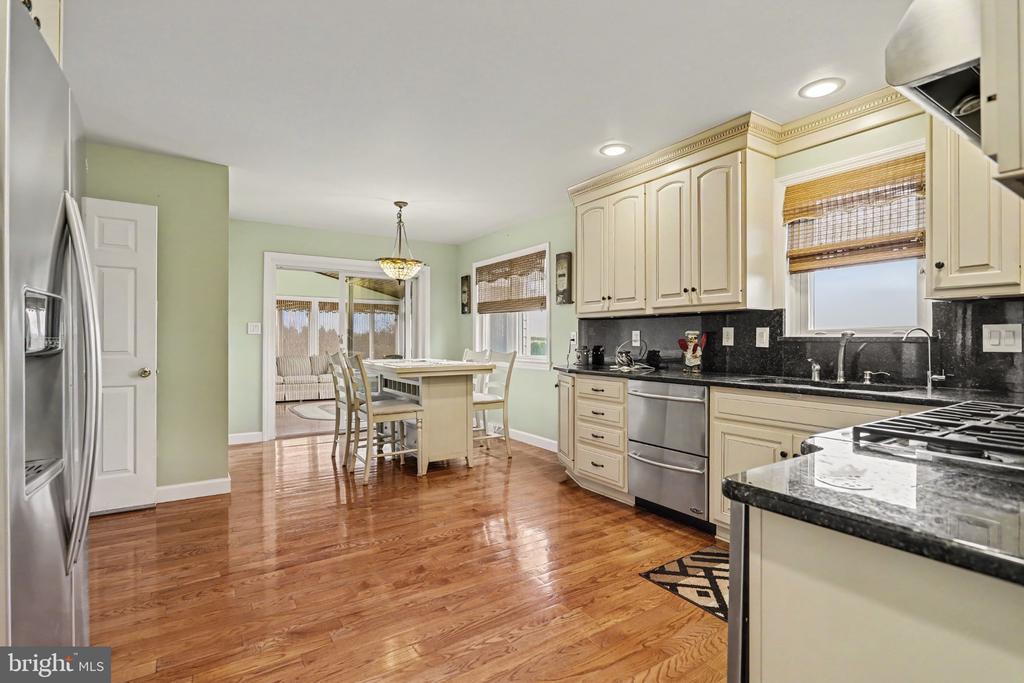 1409 RIDGE ROAD