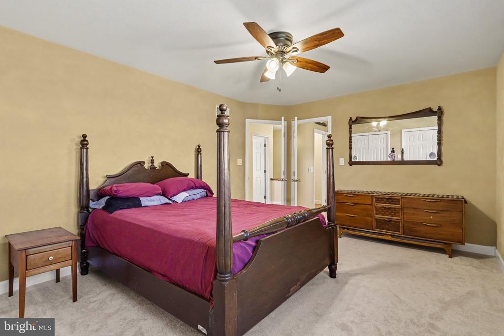 1409 RIDGE ROAD