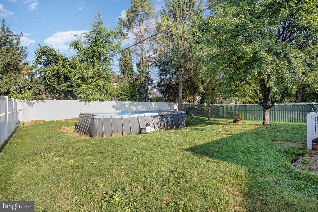 820 GUNNISON ROAD