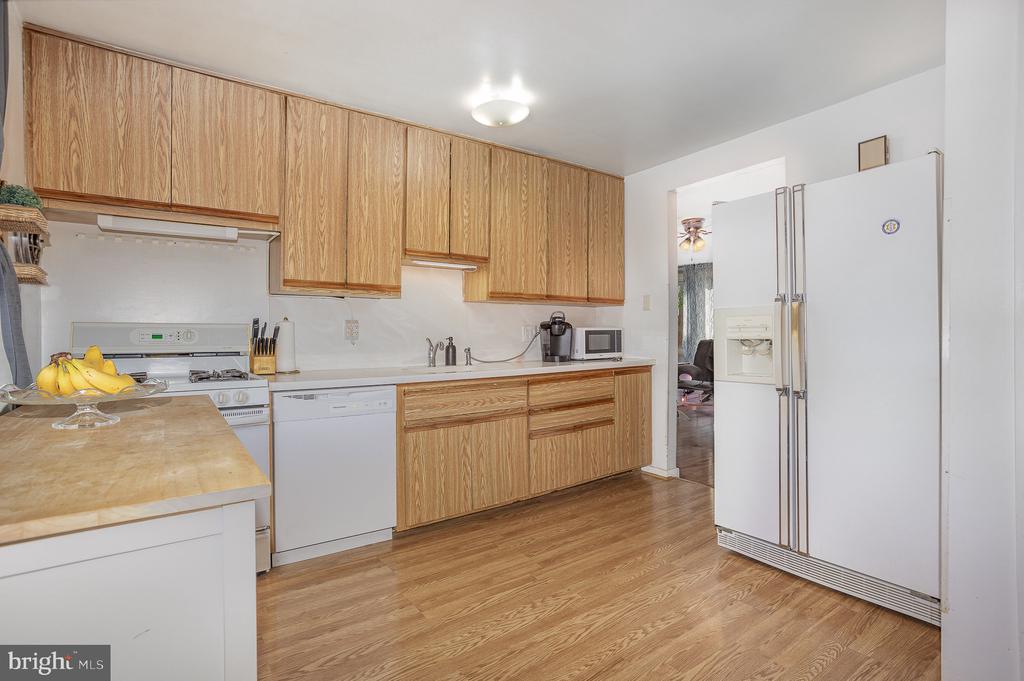820 GUNNISON ROAD