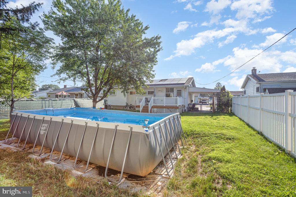 820 GUNNISON ROAD