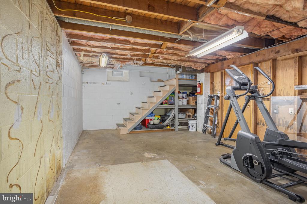 820 GUNNISON ROAD