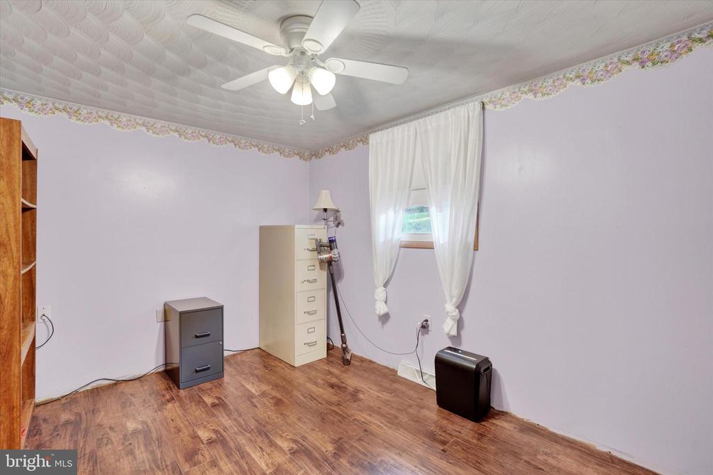 441 WOODLAND VIEW DRIVE