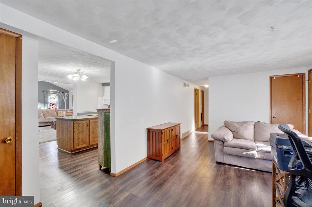 441 WOODLAND VIEW DRIVE