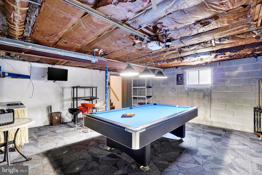 441 WOODLAND VIEW DRIVE
