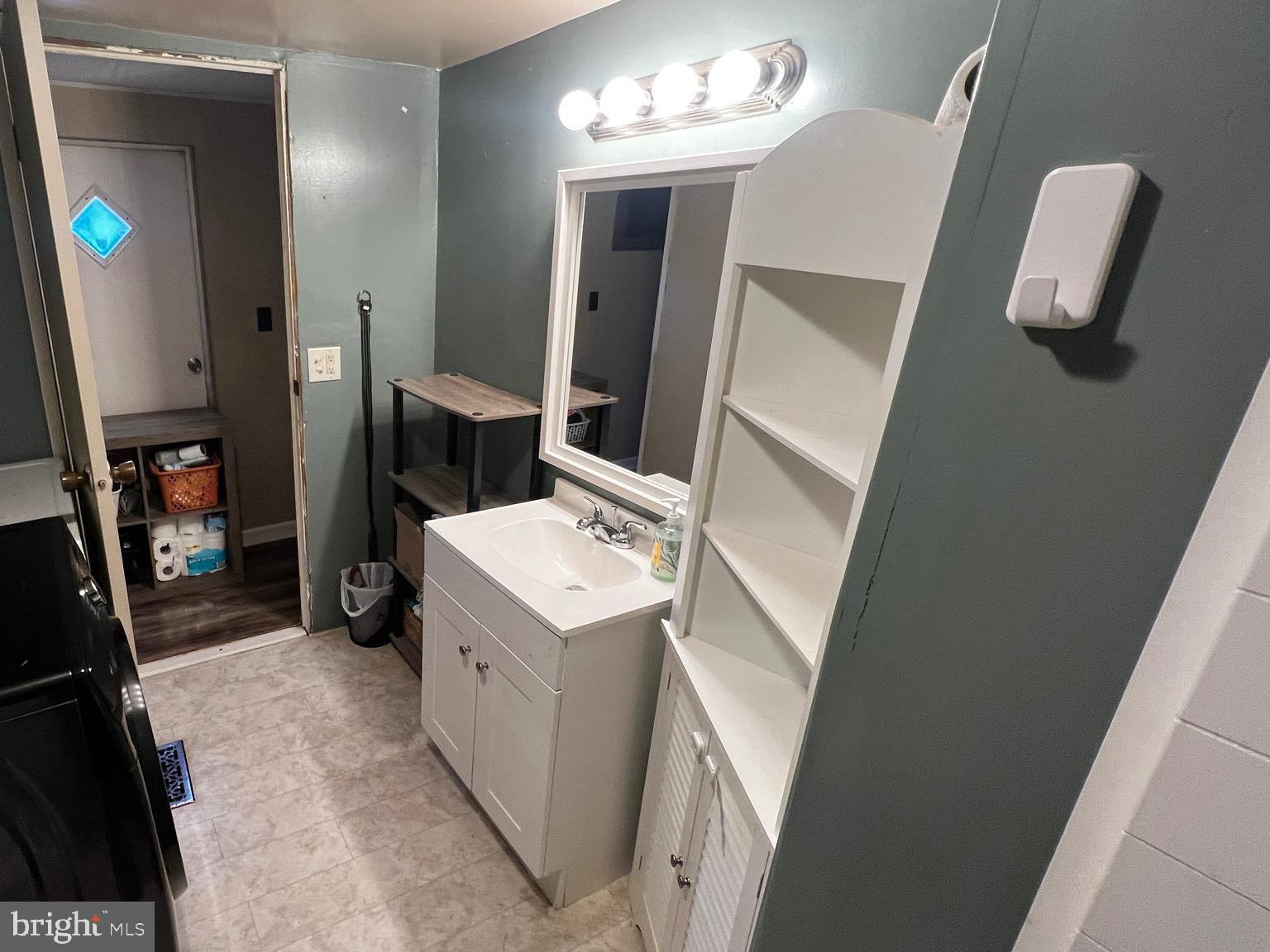 2793 PROSPECT AVENUE