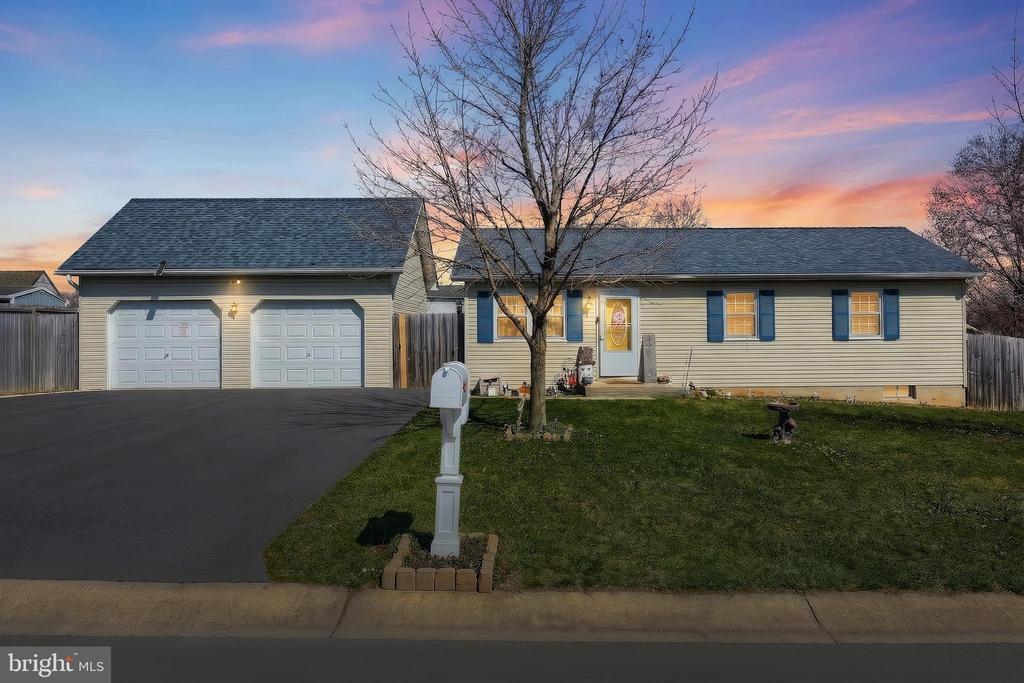 3551 RUFFED GROUSE DRIVE