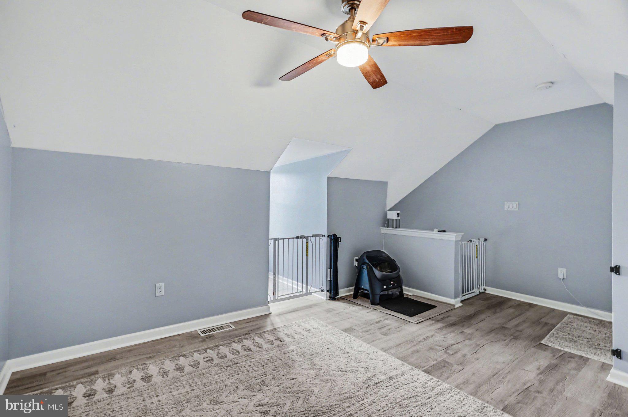 1008 HEARTHRIDGE LANE