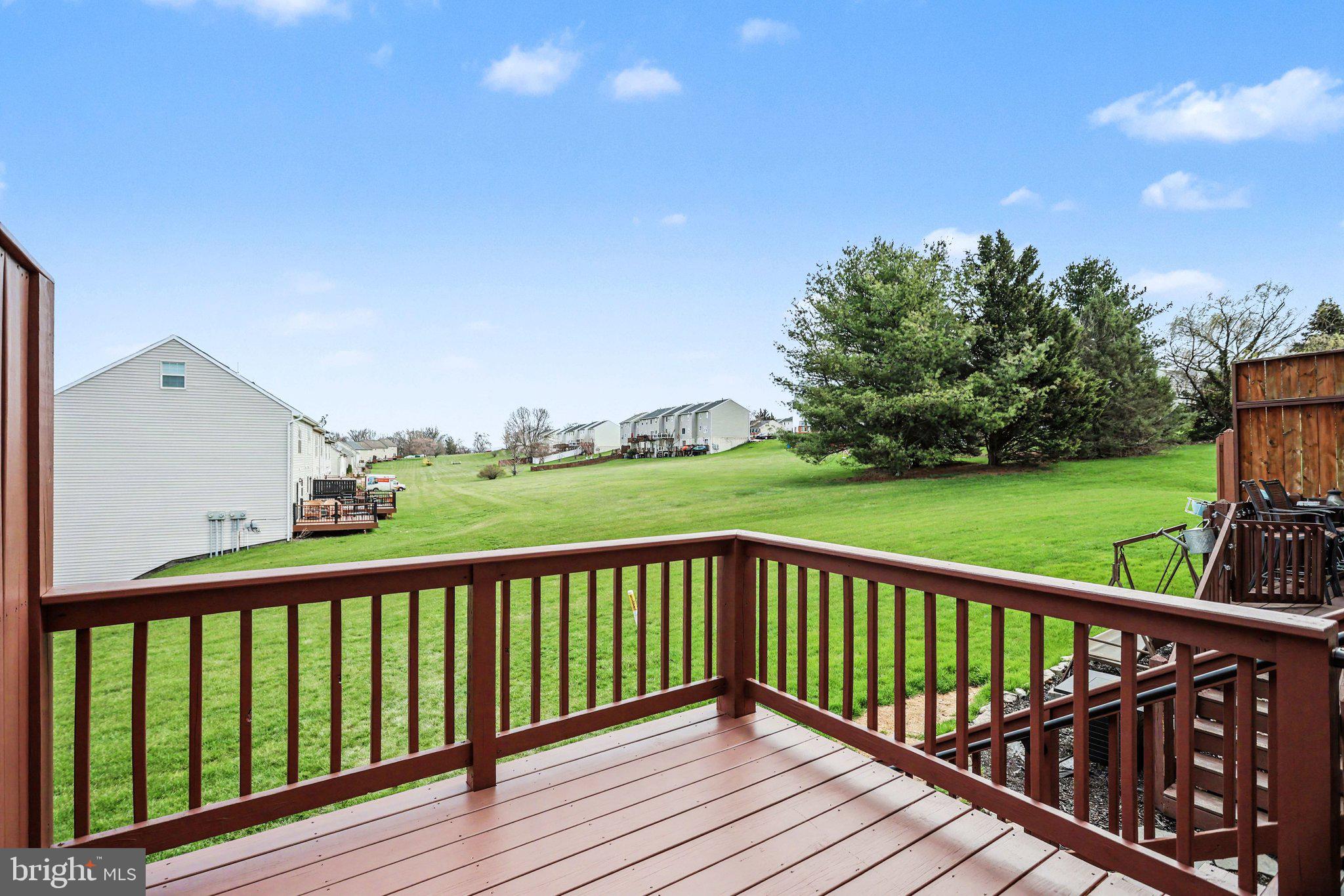 1008 HEARTHRIDGE LANE