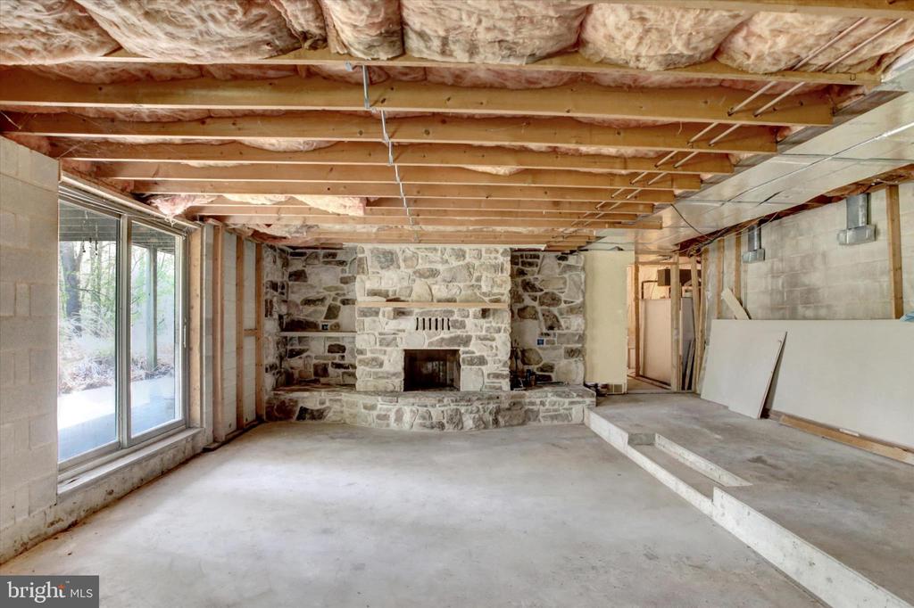 723 RIDGE ROAD