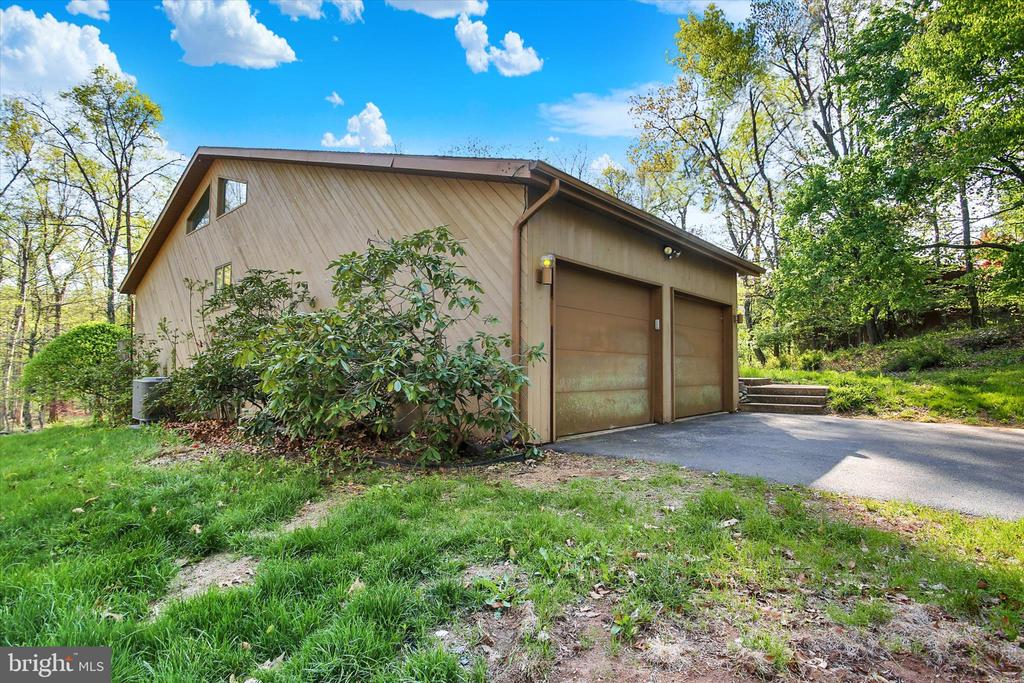 723 RIDGE ROAD