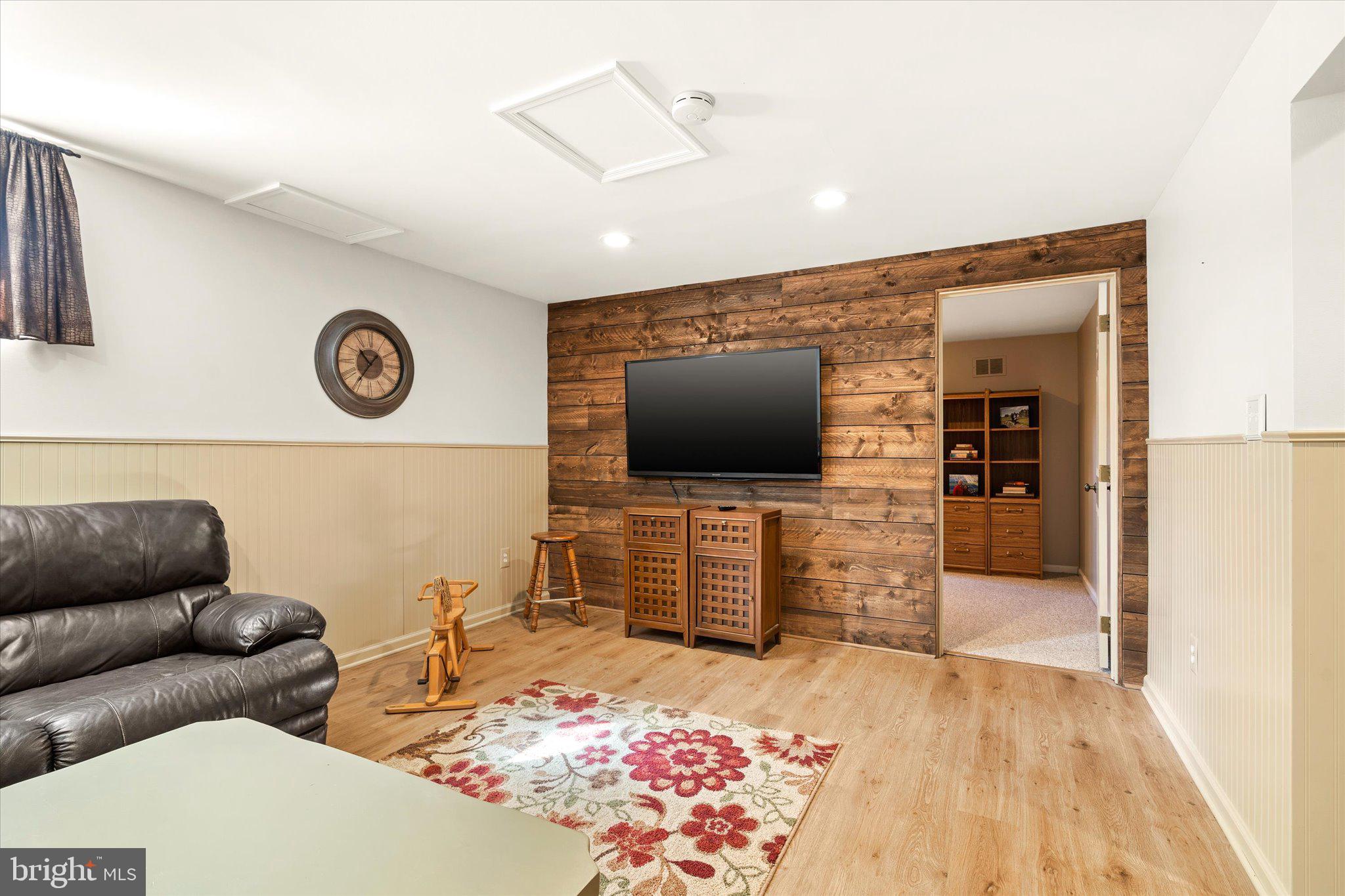 113 SHARPLESS BOULEVARD