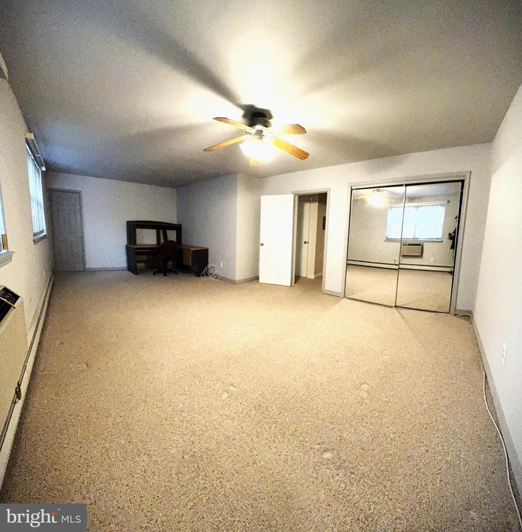 812 GARNET DRIVE