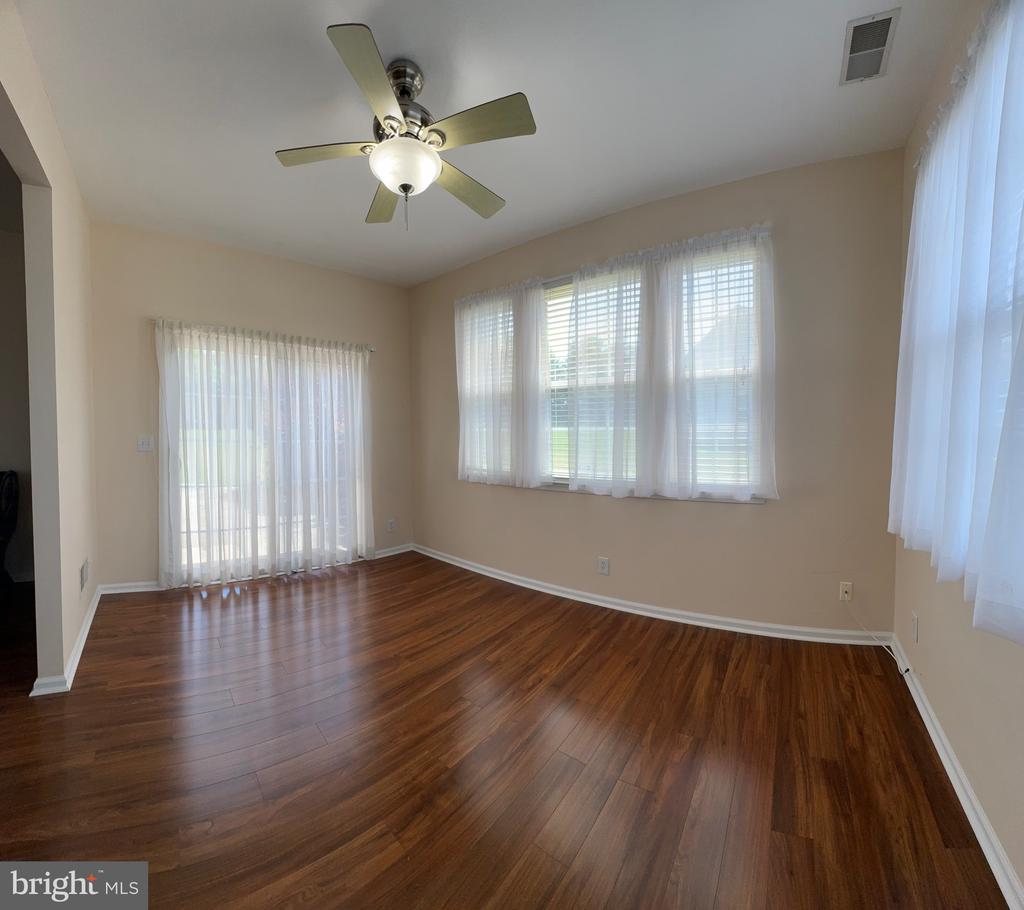 35 MAYFAIRE CIRCLE