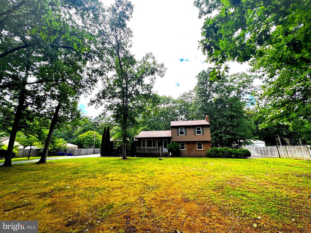 19 ELMWOOD DRIVE
