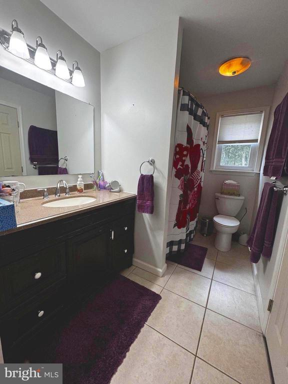19 ELMWOOD DRIVE