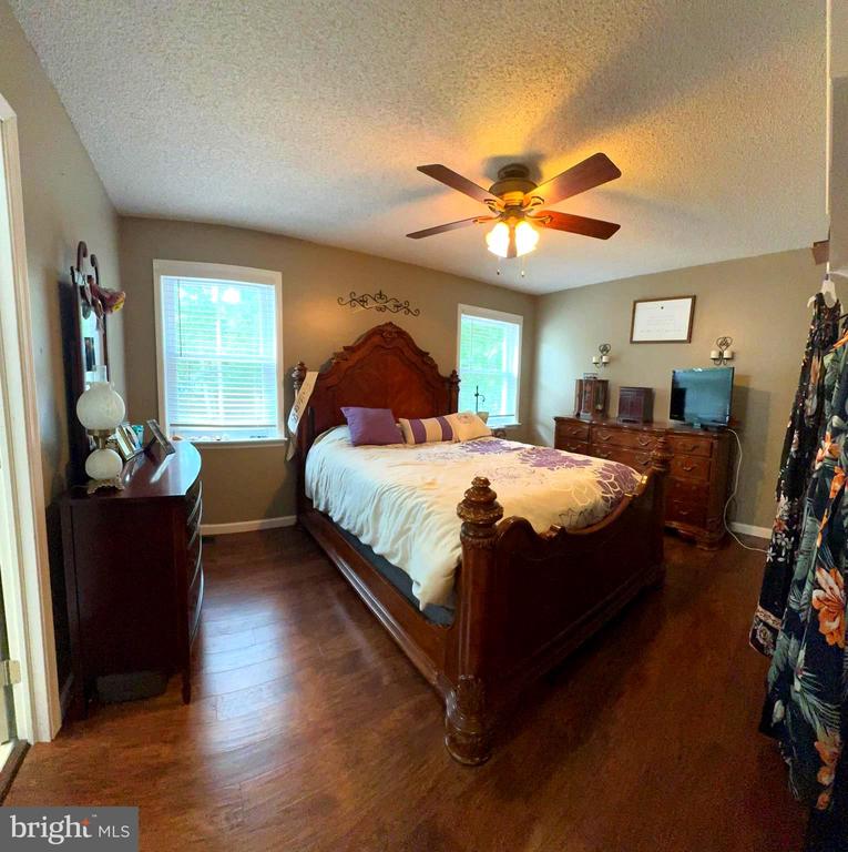 19 ELMWOOD DRIVE