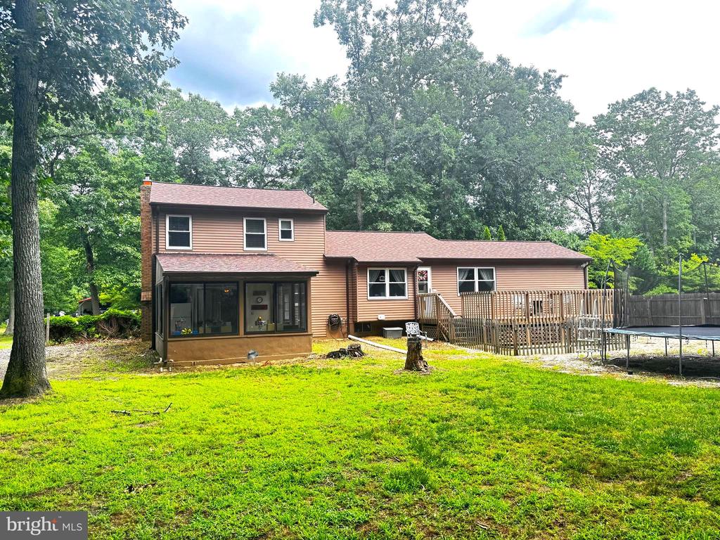 19 ELMWOOD DRIVE