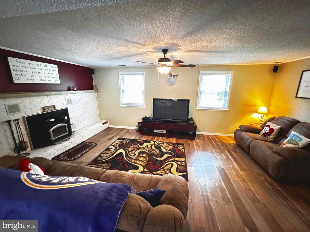 19 ELMWOOD DRIVE