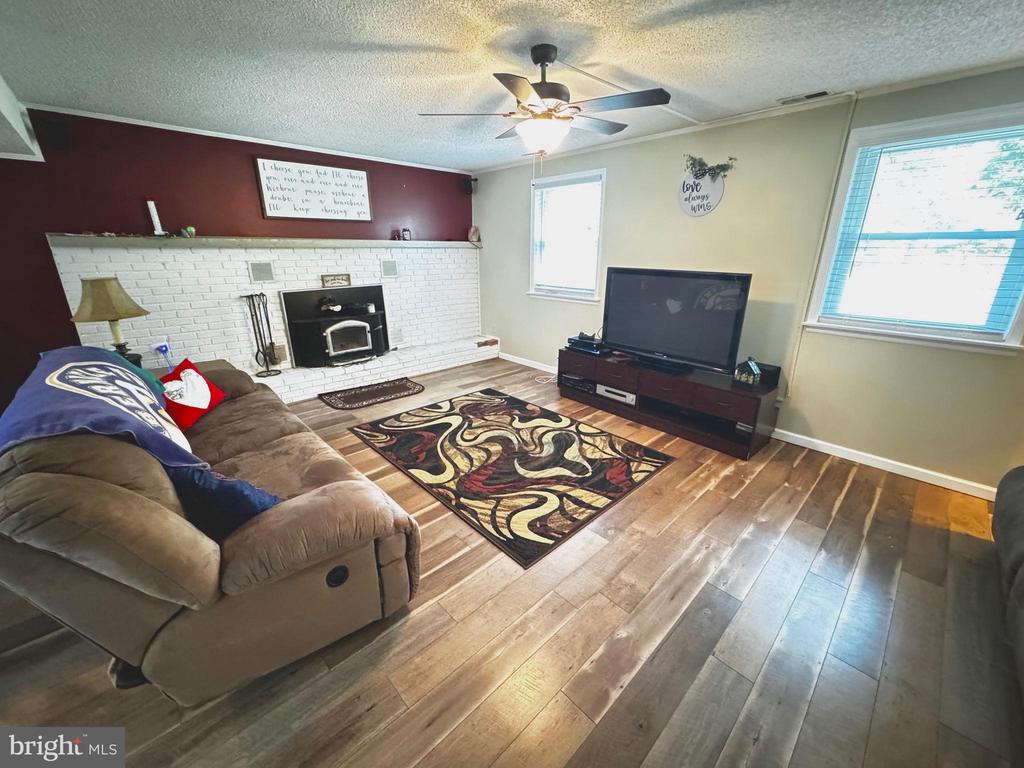 19 ELMWOOD DRIVE
