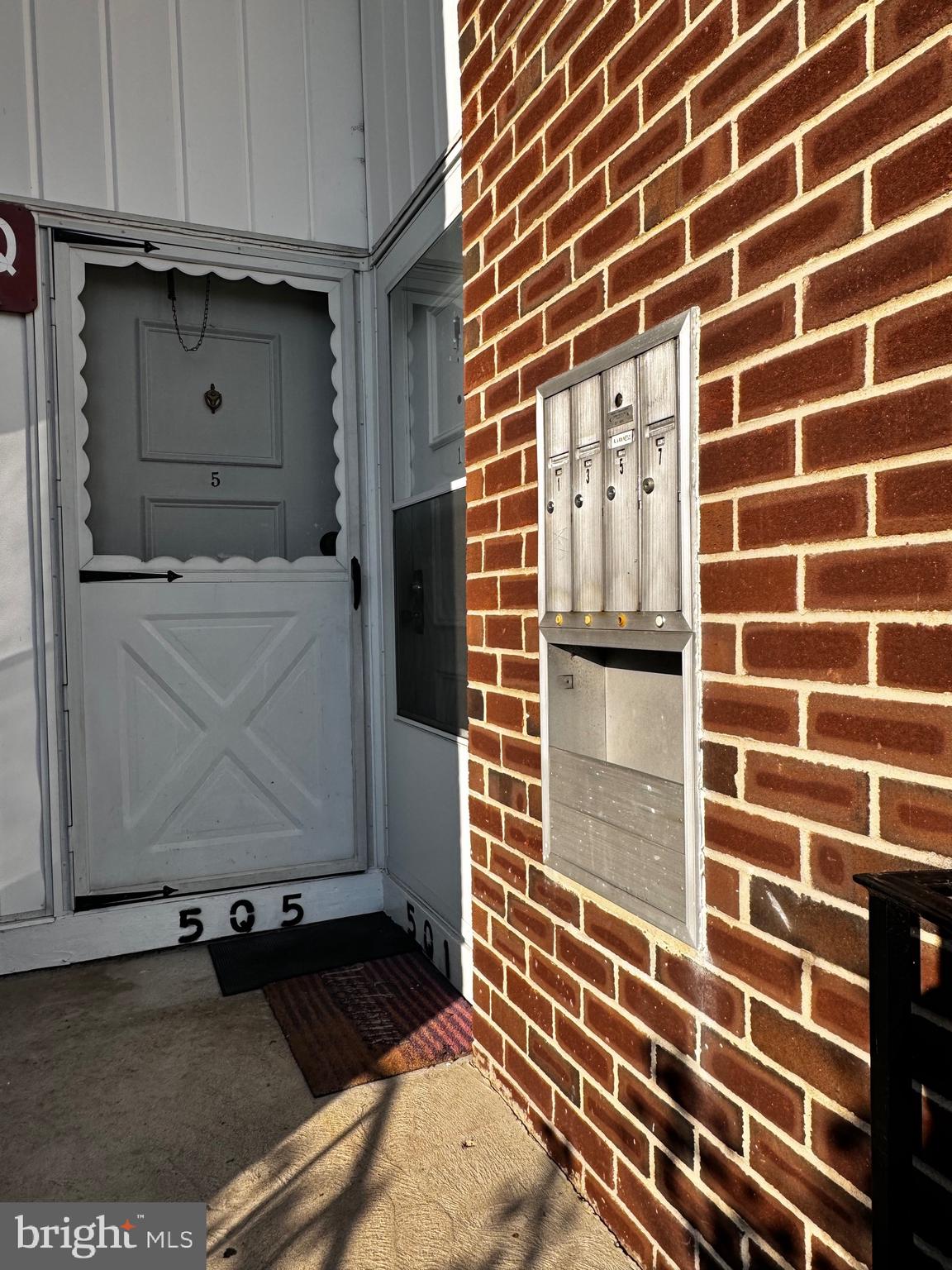 275 GREEN STREET 5Q5