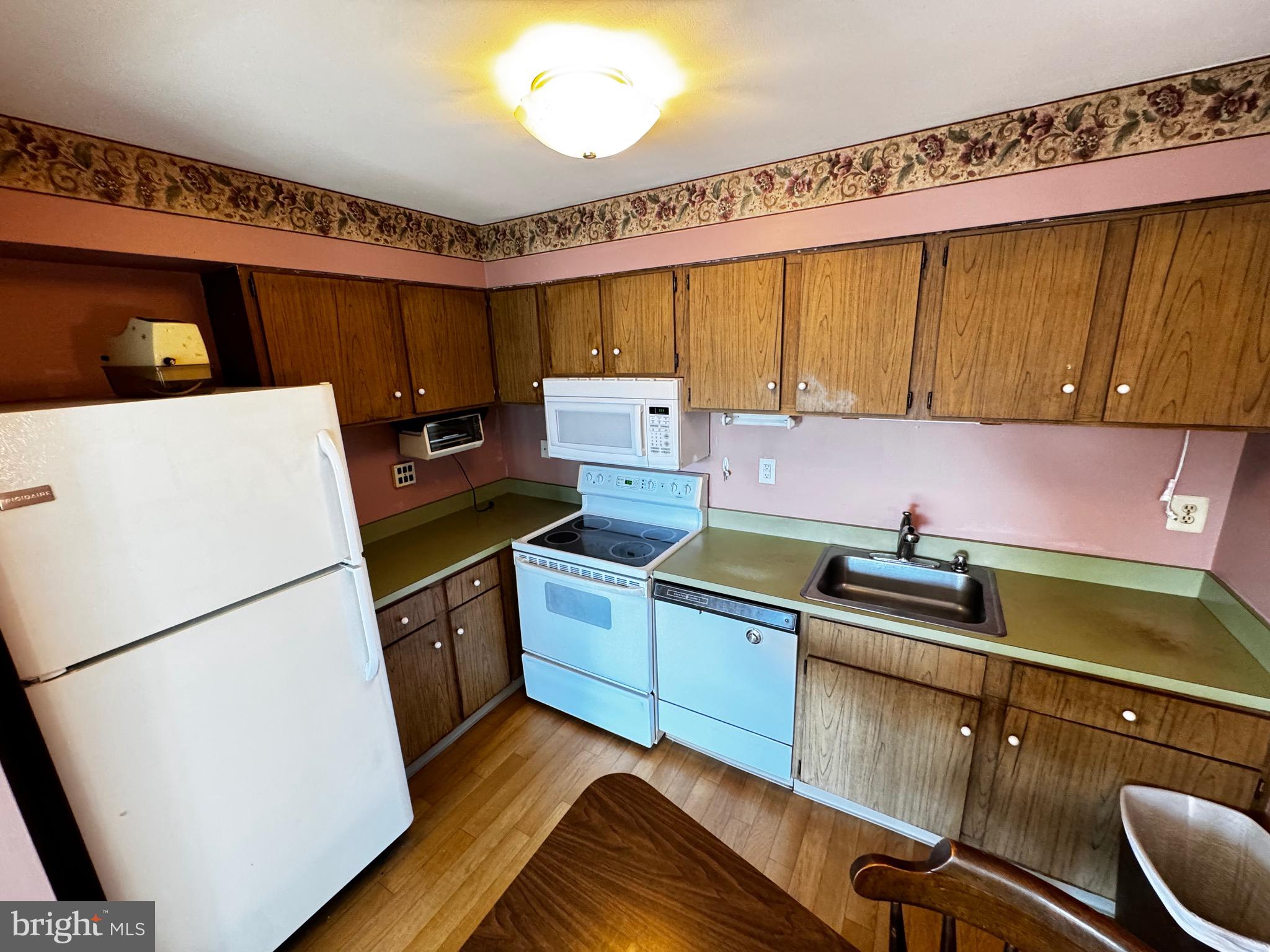 275 GREEN STREET 5Q5