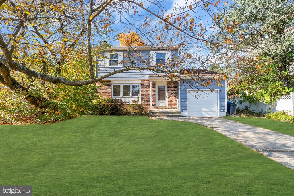 325 MANOR ROAD