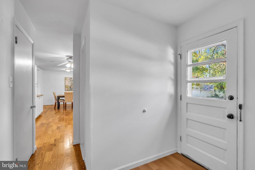 325 MANOR ROAD