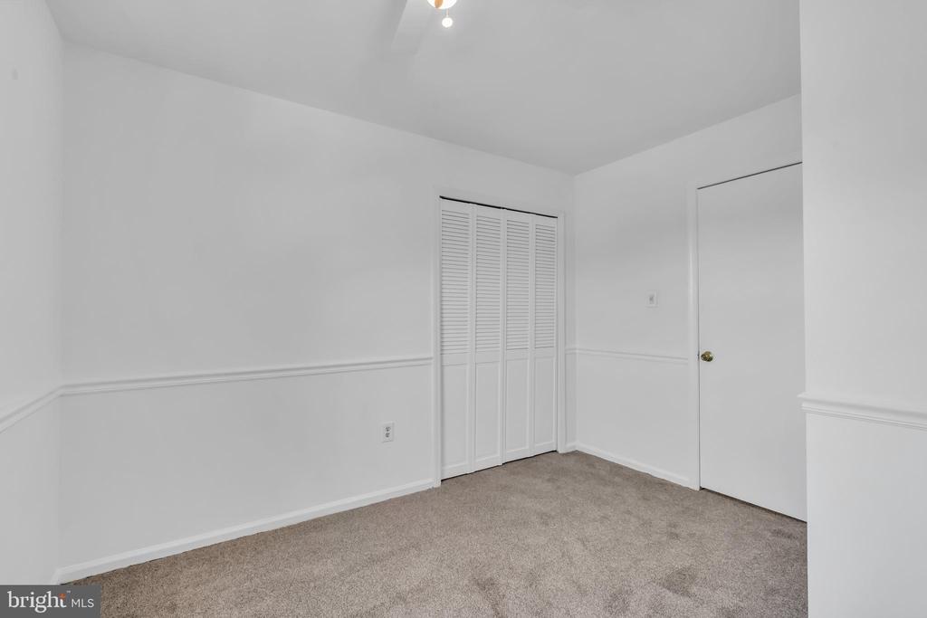 325 MANOR ROAD
