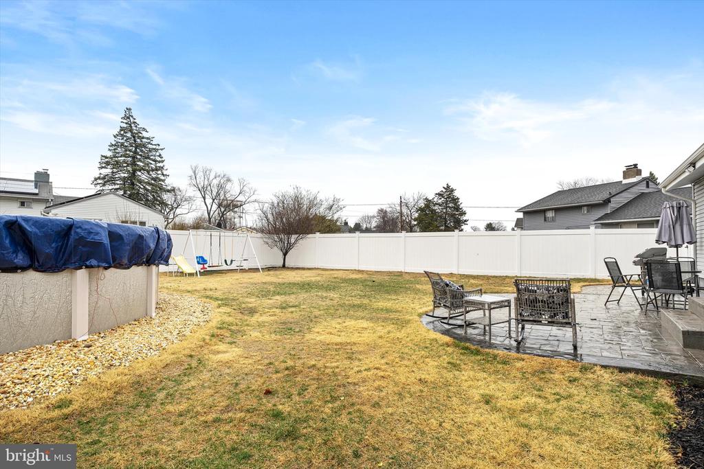 23 LANGROCK WAY