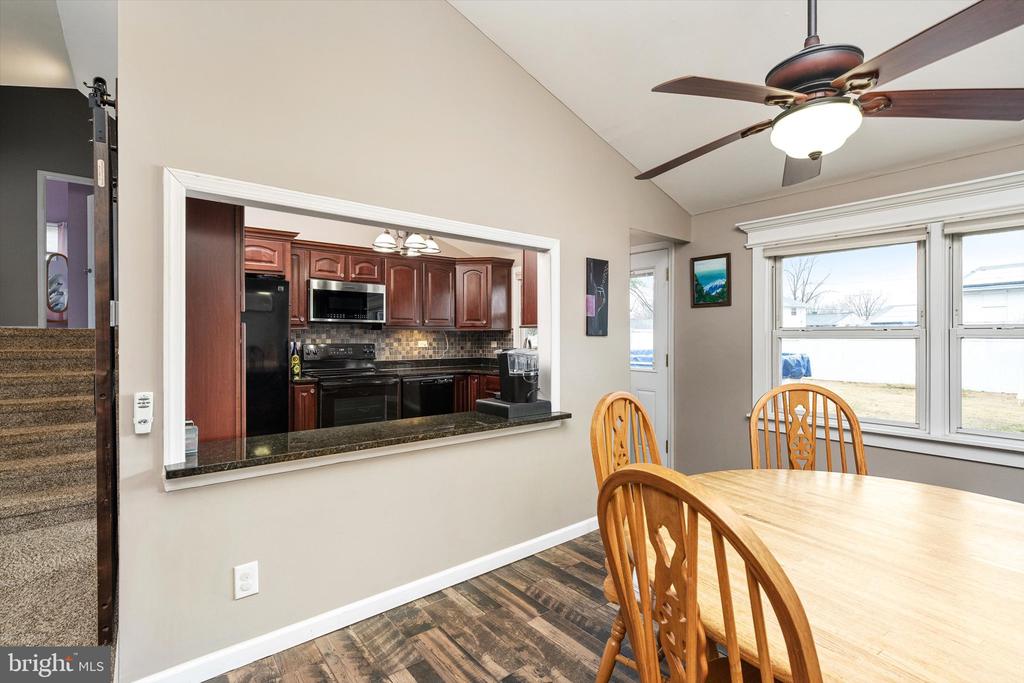 23 LANGROCK WAY
