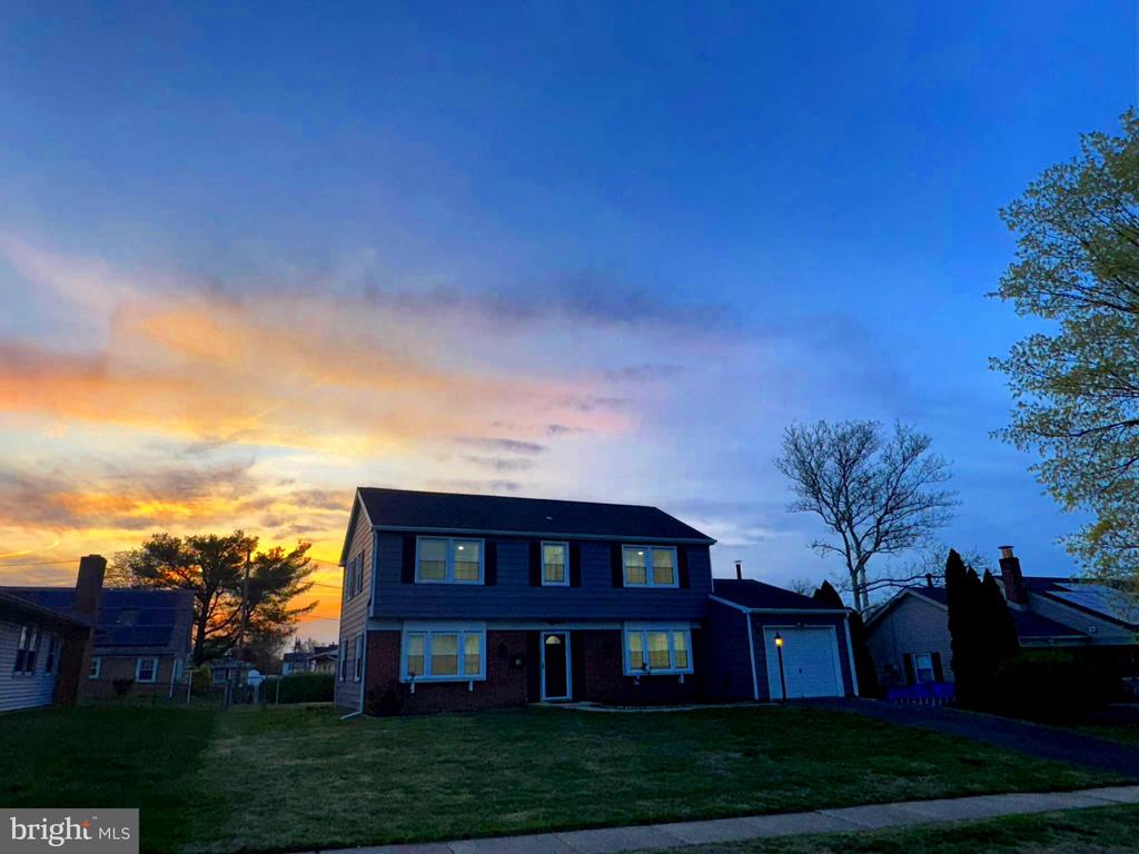 18 GRAYSON CIRCLE