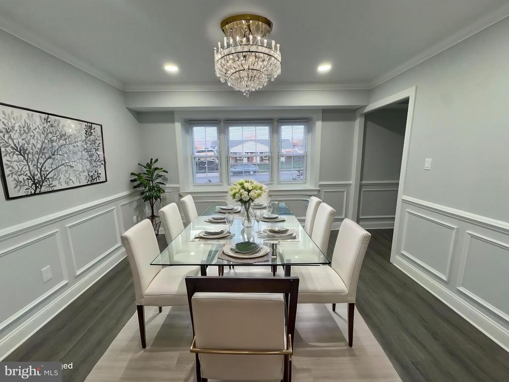 18 GRAYSON CIRCLE
