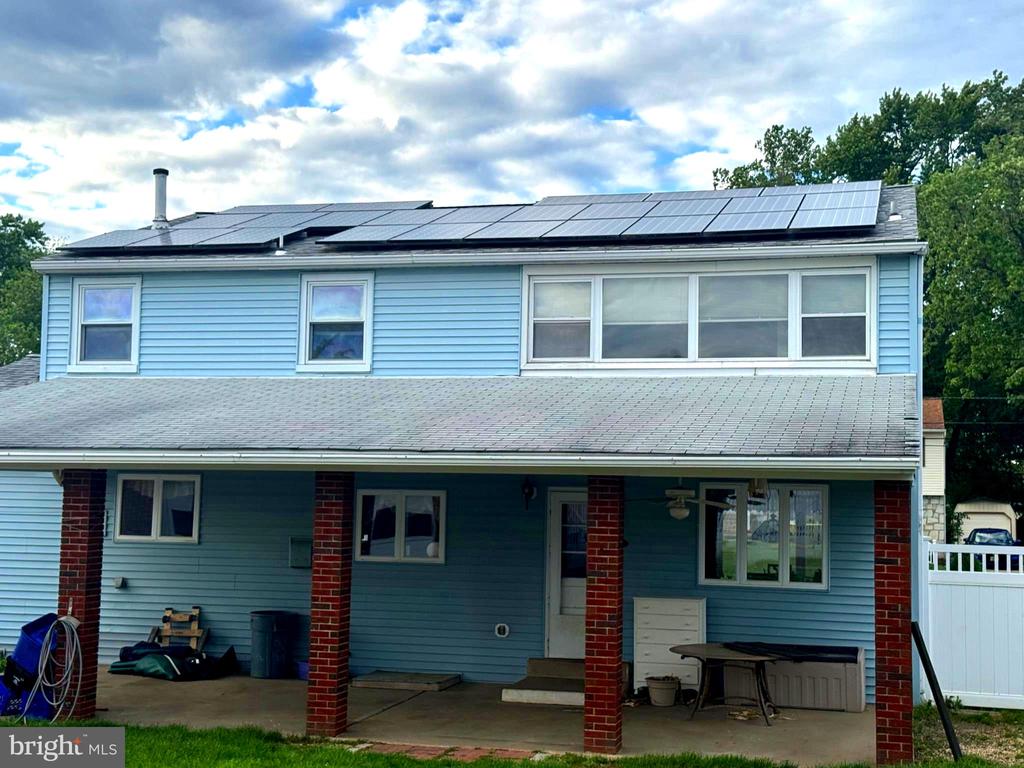 1202 NOREEN DRIVE