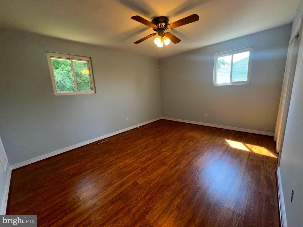 25 WALNUT DRIVE