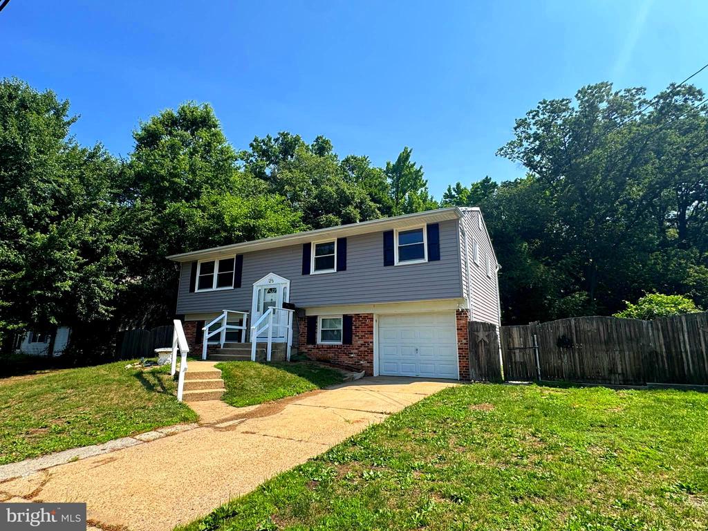 25 WALNUT DRIVE