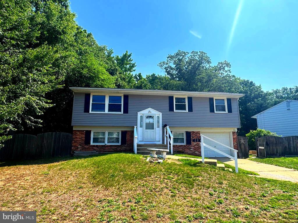 25 WALNUT DRIVE