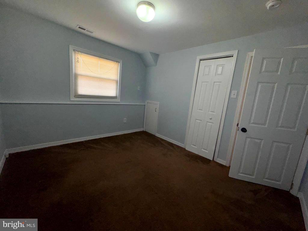 25 WALNUT DRIVE