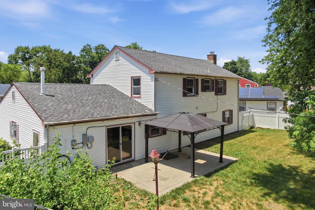 27 NORTHGATE LANE