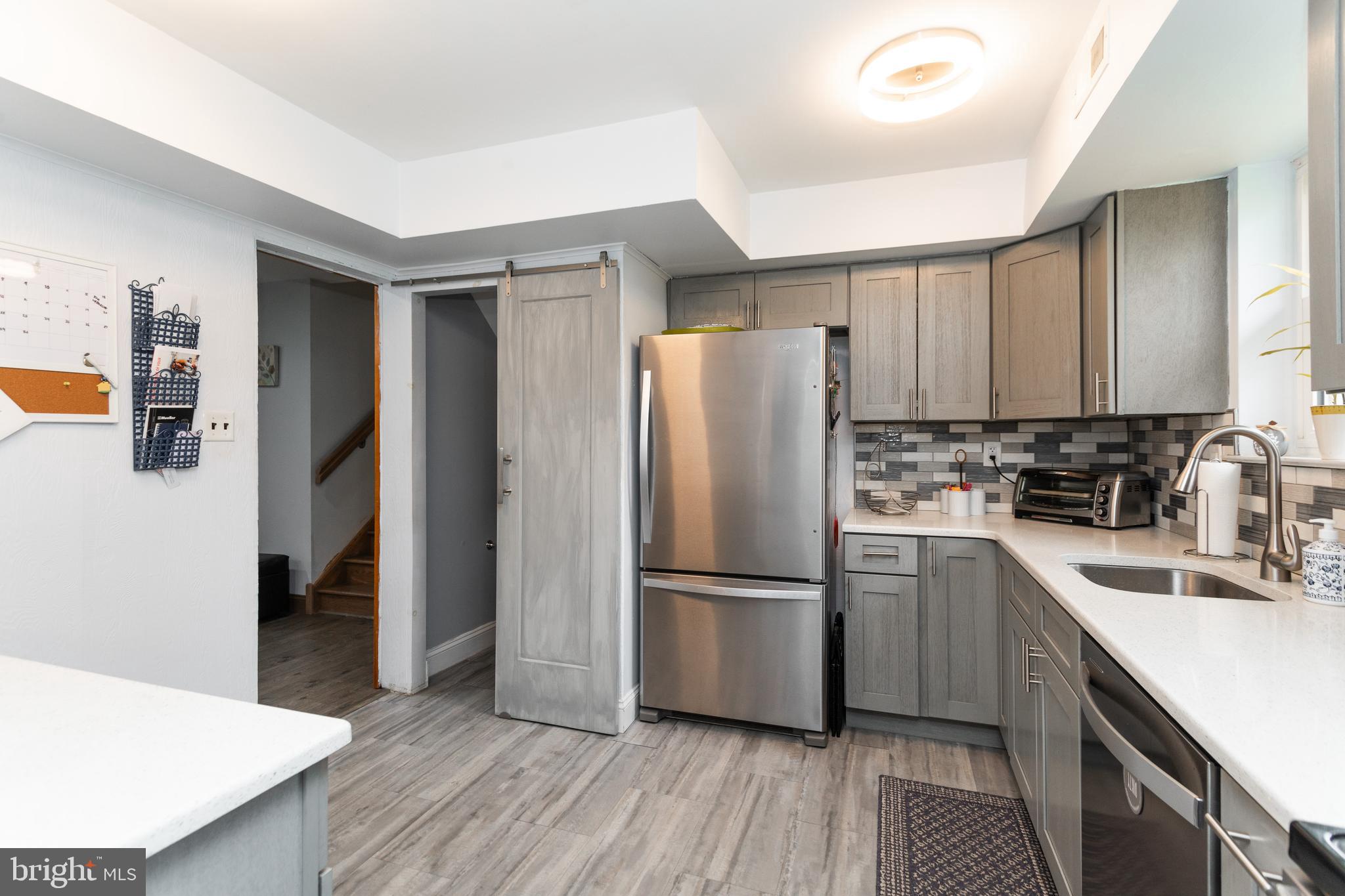 620 AUTUMN CREST DRIVE