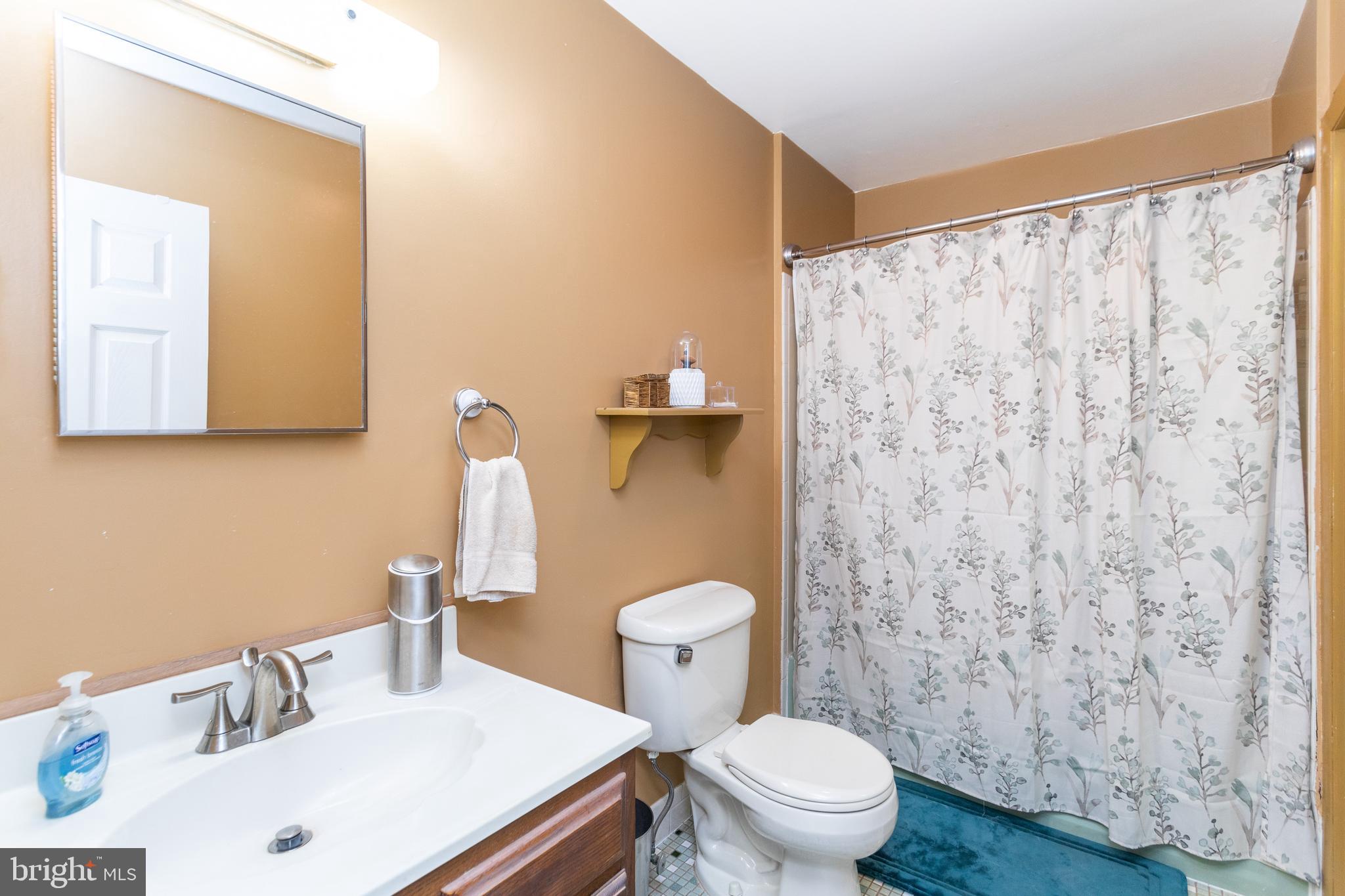 620 AUTUMN CREST DRIVE