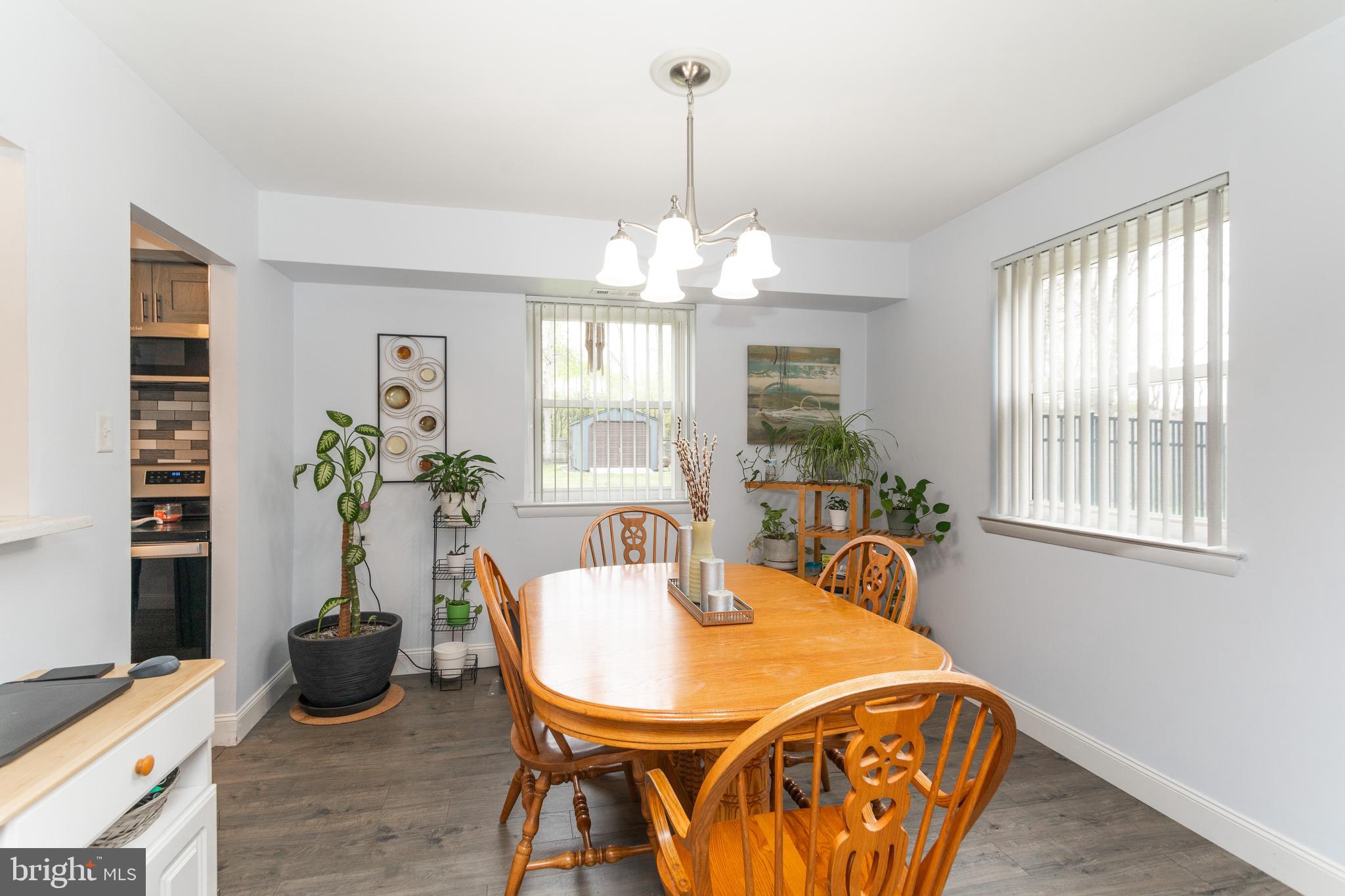 620 AUTUMN CREST DRIVE