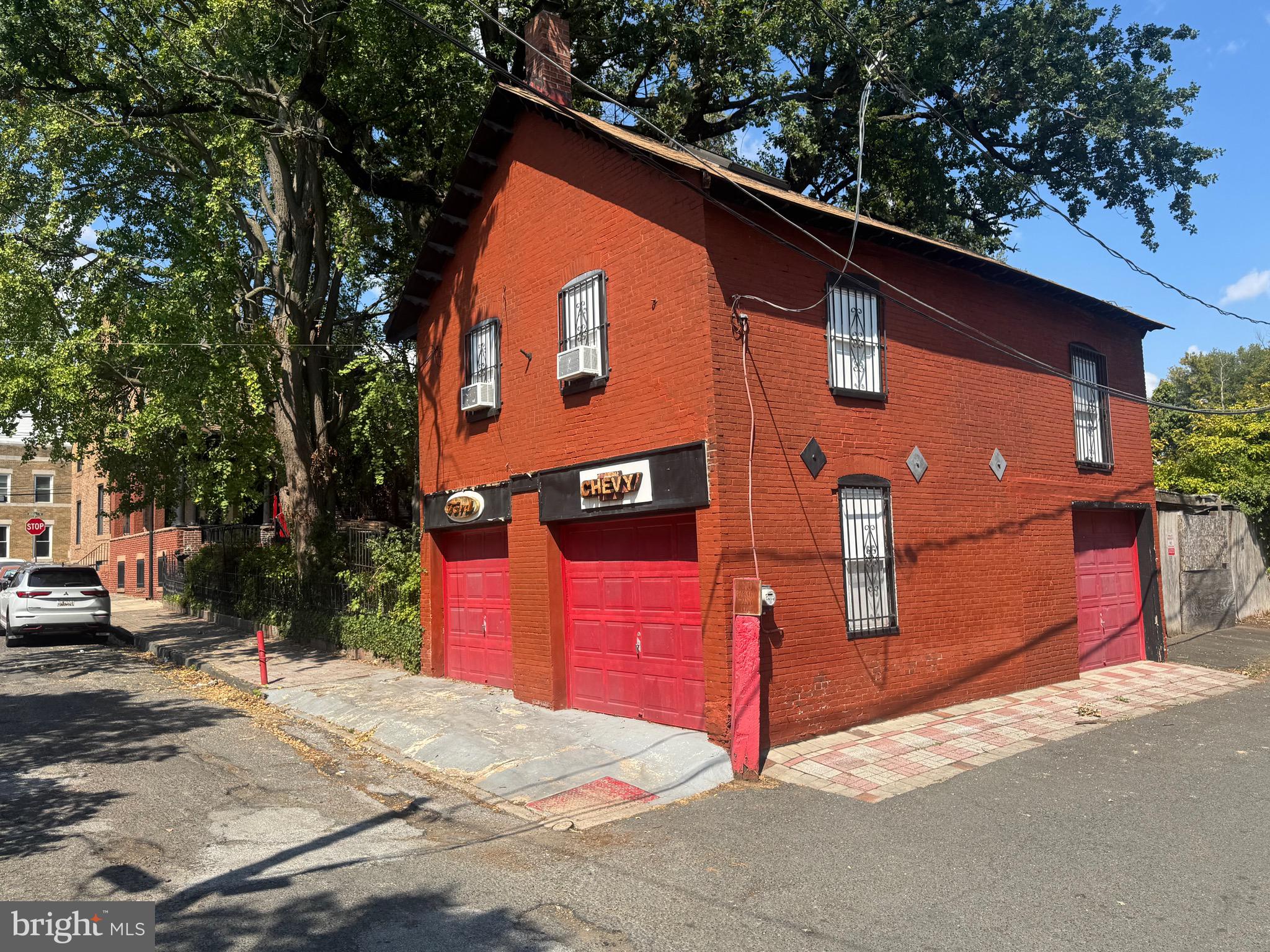 178 BRUNSWICK AVENUE